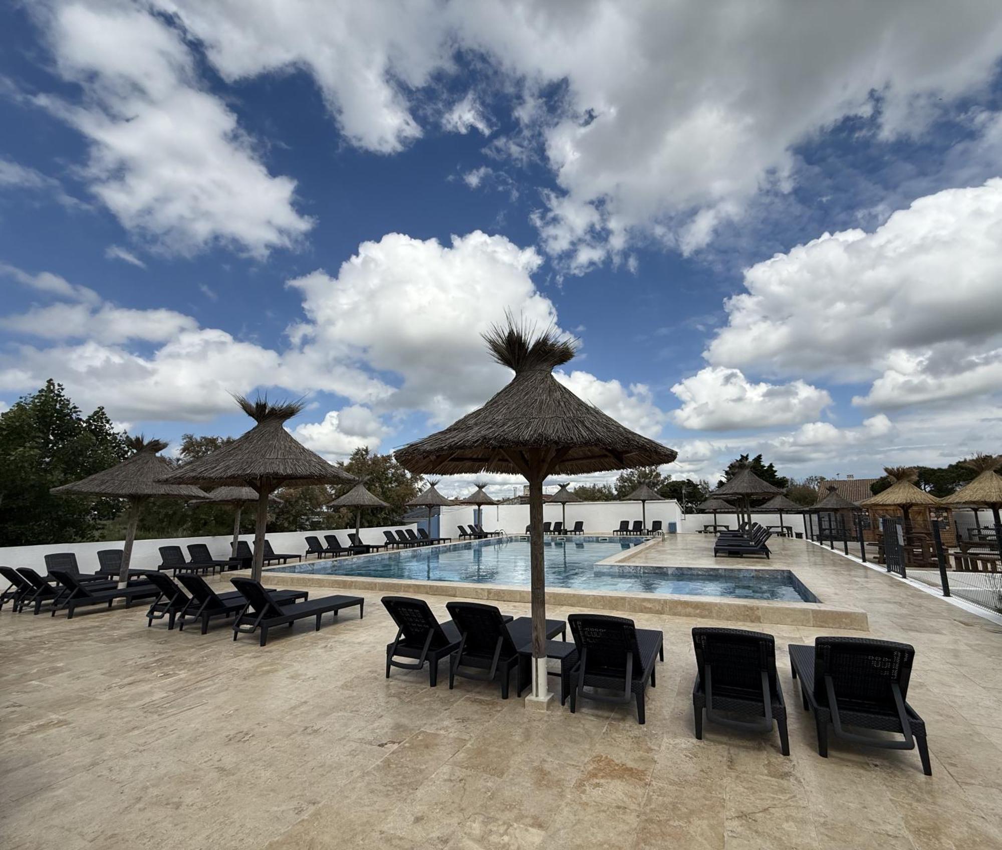 Hotel Mas Des Lys Saintes-Maries-de-la-Mer Luaran gambar